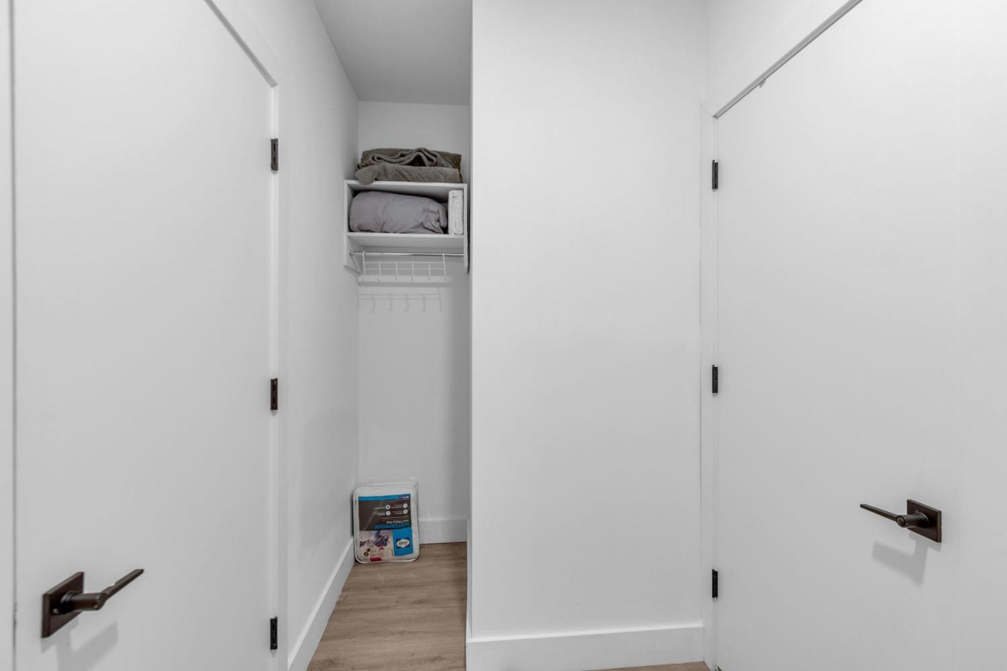 Apartament Royal Oasis Indoor Pool, Free Parking, Near Nyc Elizabeth Zewnętrze zdjęcie
