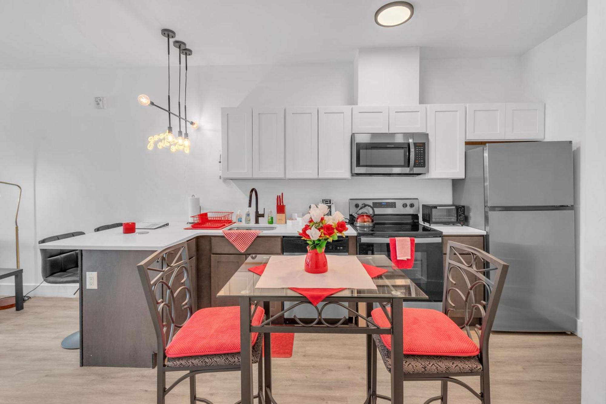 Apartament Royal Oasis Indoor Pool, Free Parking, Near Nyc Elizabeth Zewnętrze zdjęcie