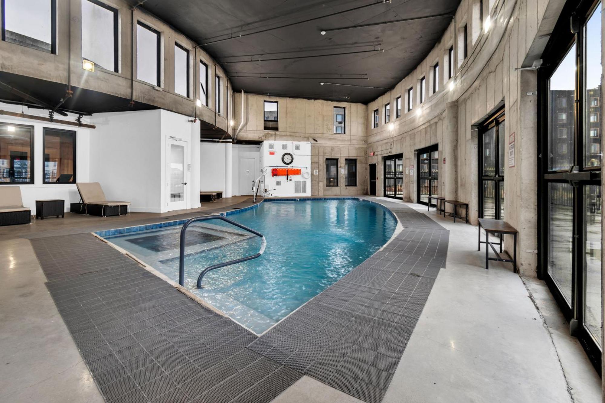 Apartament Royal Oasis Indoor Pool, Free Parking, Near Nyc Elizabeth Zewnętrze zdjęcie